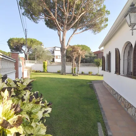 Villa Casa Tranquila Con Gran Jardin - Hisp-7-89 *