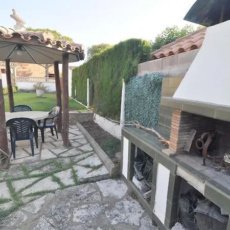Casa Tranquila Con Gran Jardin - Hisp-7-89